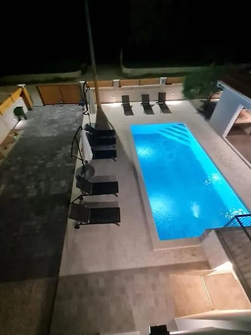 Villa Kuca Za Odmor Feniks à Polaca